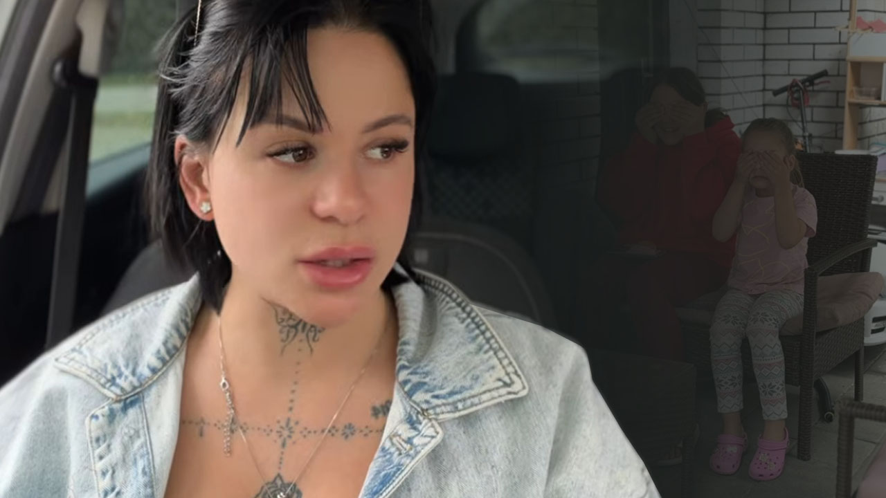 Urška Gros s hčerkama Lino in Gajo po razkritju novice o nosečnosti