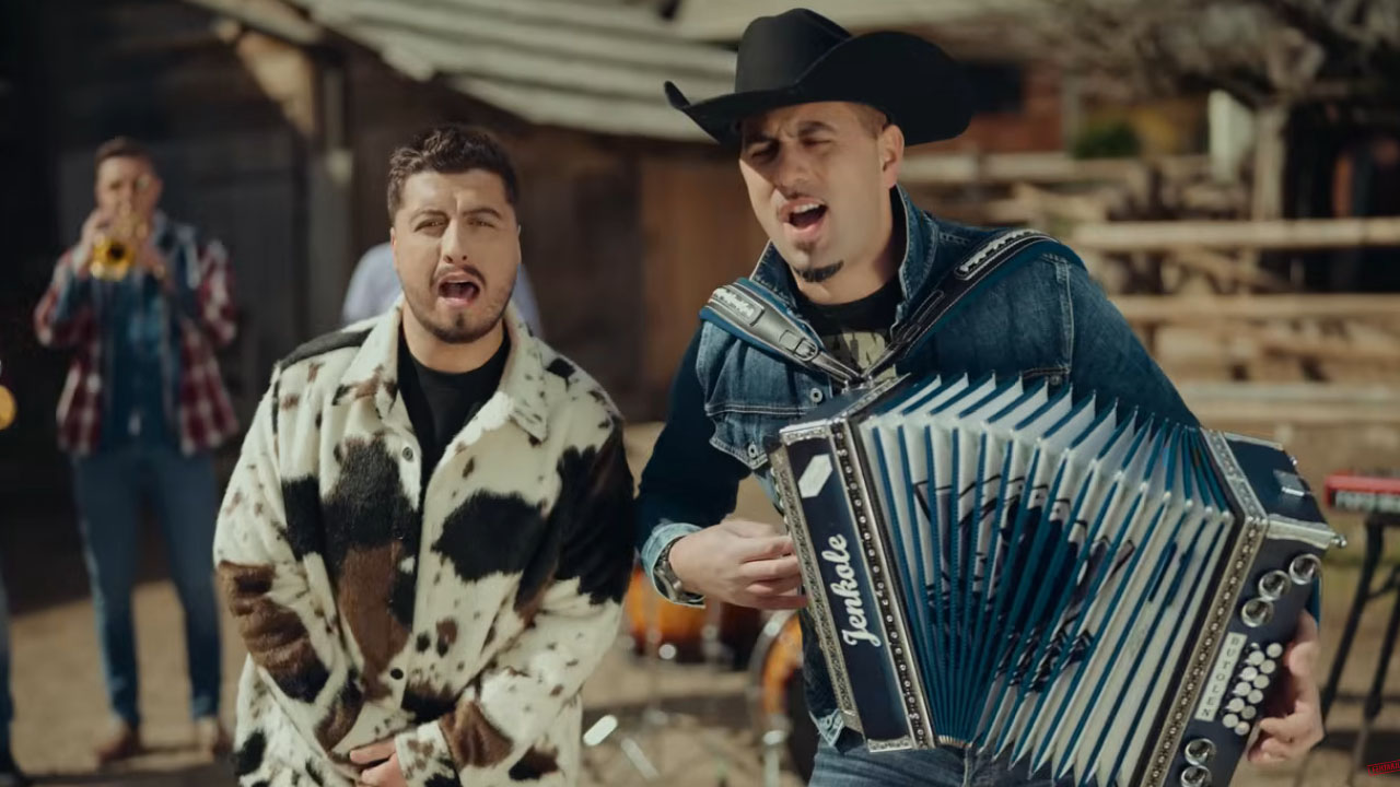Glasbeniki skupine Fehtarji in Luka Sešek zapeli slovensko priredbo pesmi Tennessee Whiskey