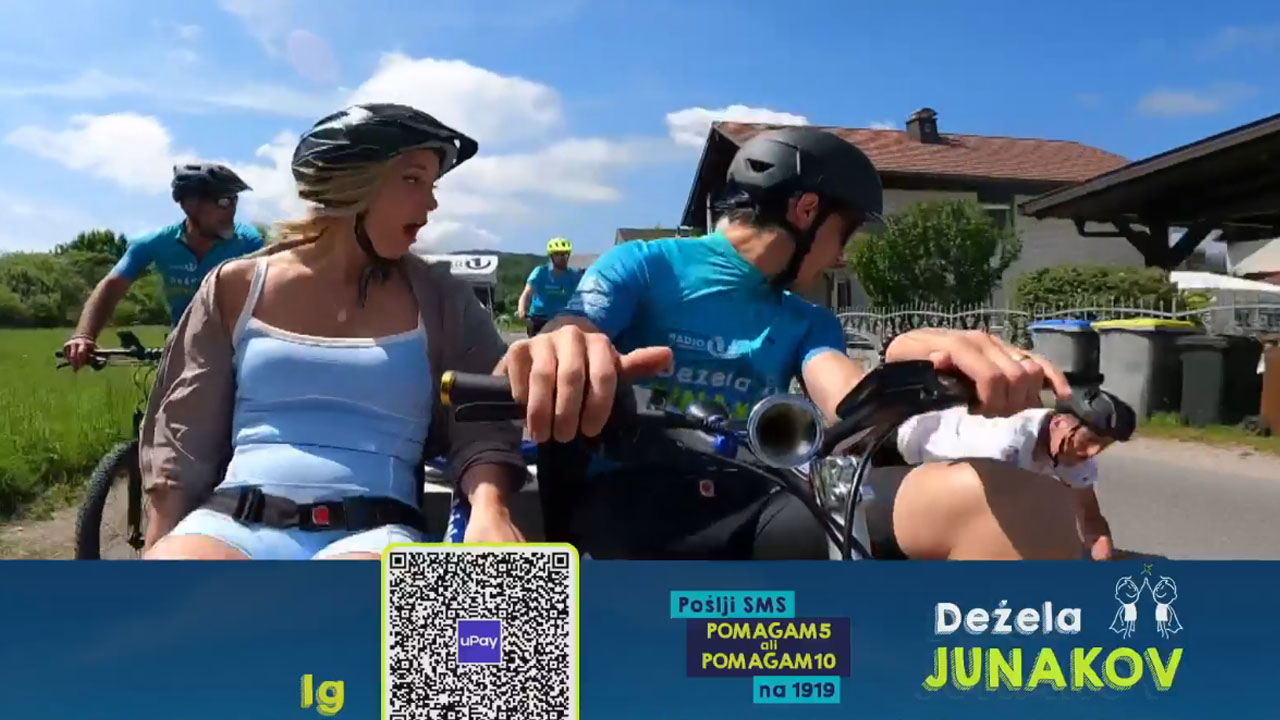 Aljoša na kolesu pomagal Cenetu Prevcu, med Deželo junakov doživel grd padec