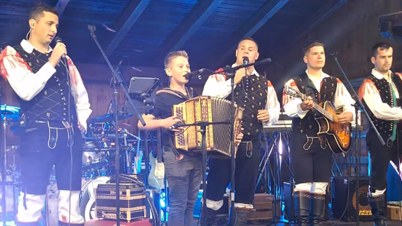Sin vodje Ansambla Ceglar je zaigral na veliki veselici v Velikem Gabru