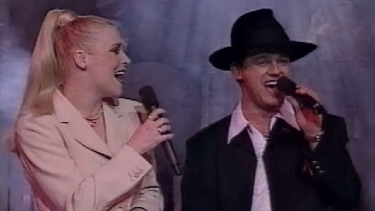 Branko Jovanović Vunjak - Brendi in Simona Weiss leta 1997 zapela pesem Midva sva en fleten par
