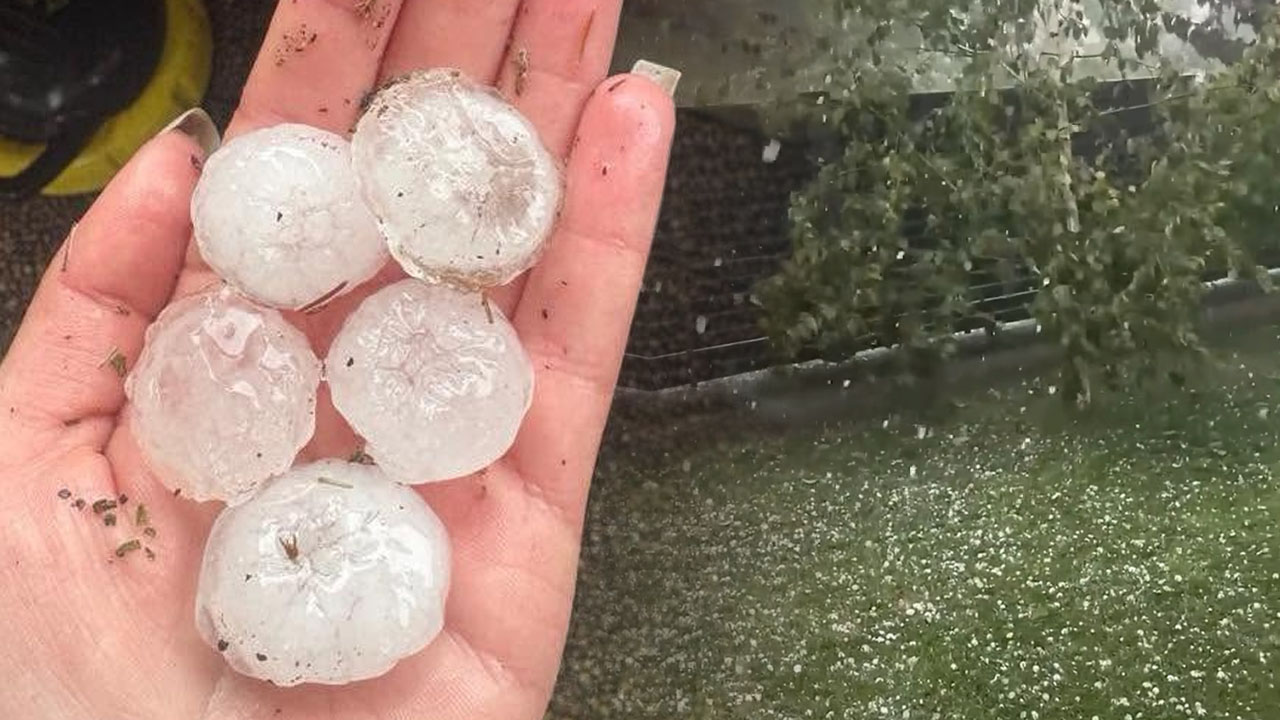 Ponekod po Sloveniji danes klestila kot jajce debela toča