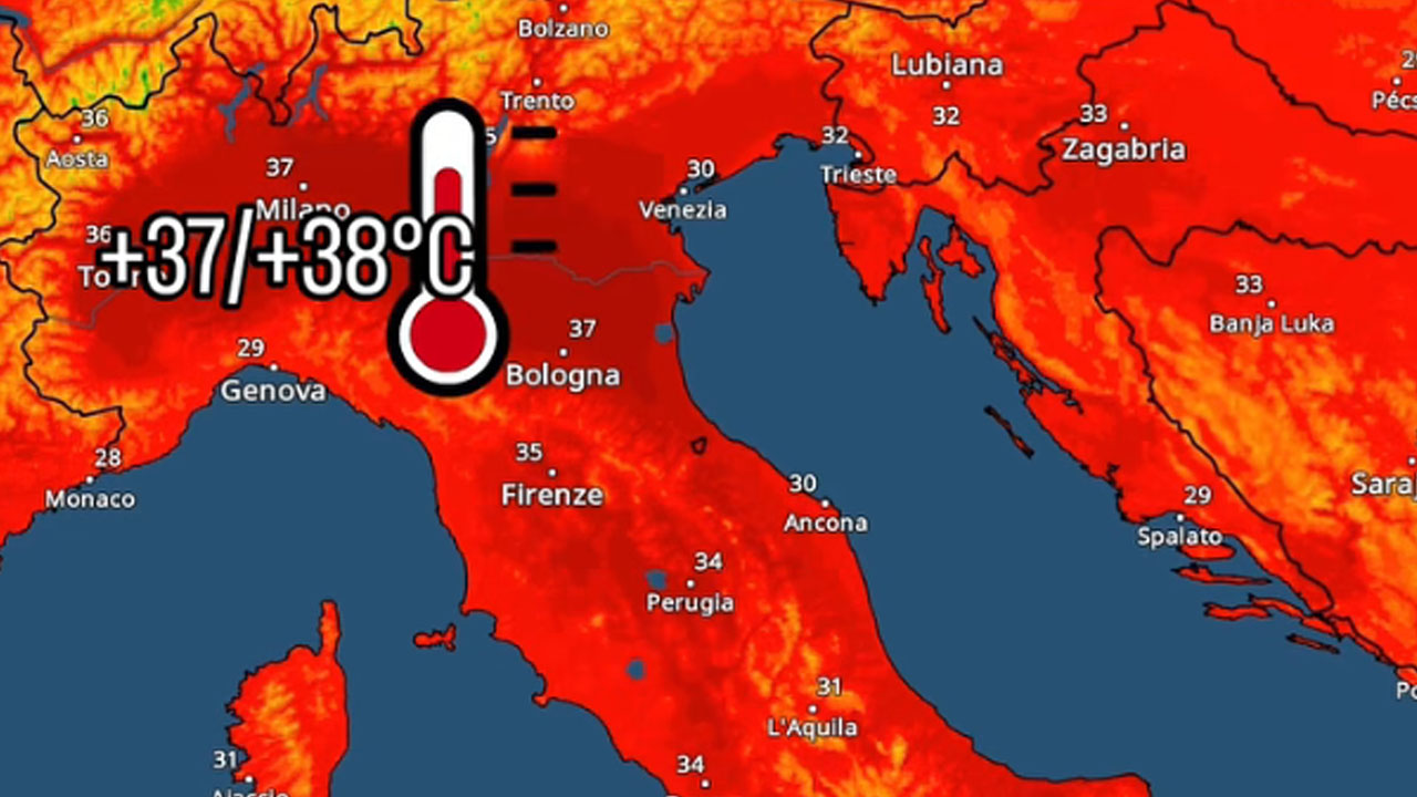 Sončno poletno vreme in vročina nad evropsko pokrajino