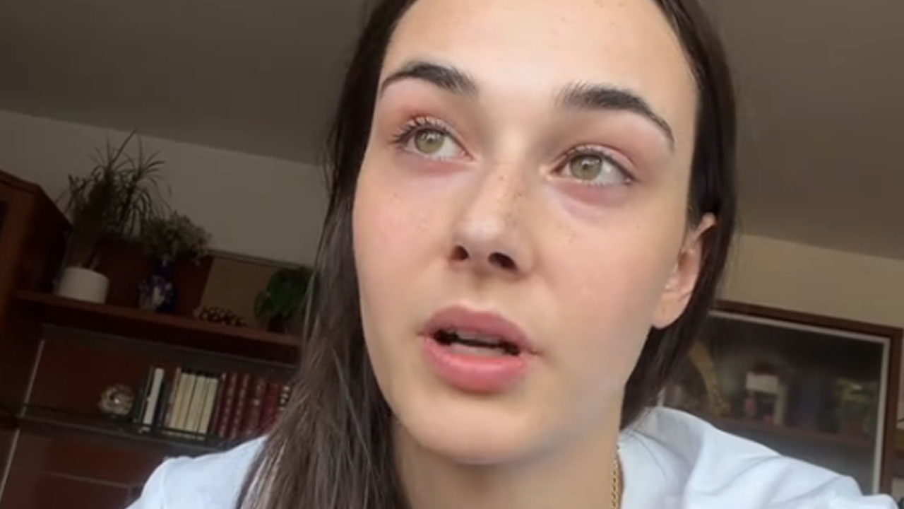 Ajda je na družbenih omrežjih delila svojo izkušnjo po obisku Infekcijske klinike UKC Ljubljana