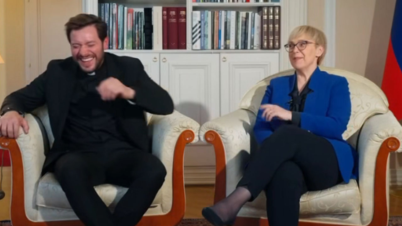 Nataša Pirc Musar in Robert Golob iskreno o kletvicah