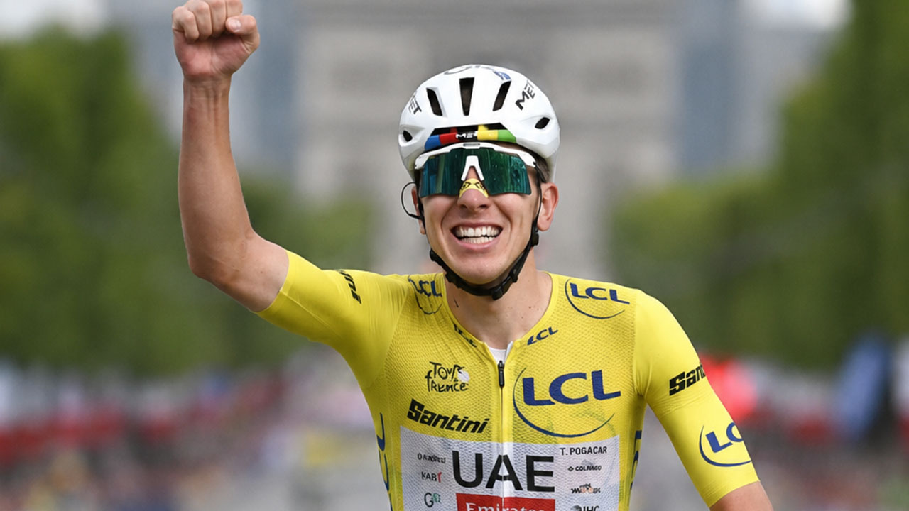 Tadej Pogačar še petič v kerieri postal skupni zmagovalec Tour de France