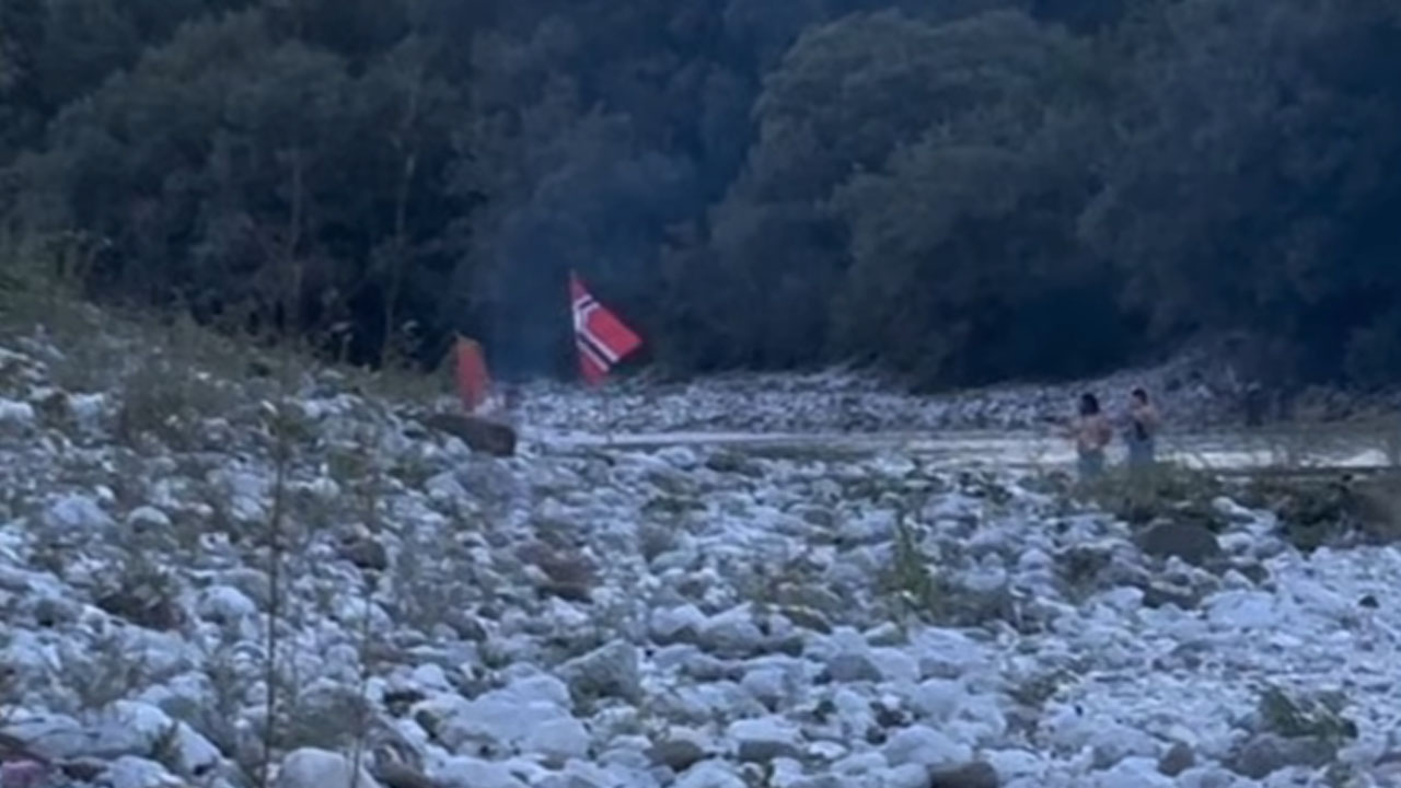 Nenavaden prizor na reki Soči, ki je zgrozil skupino mladih domačinov
