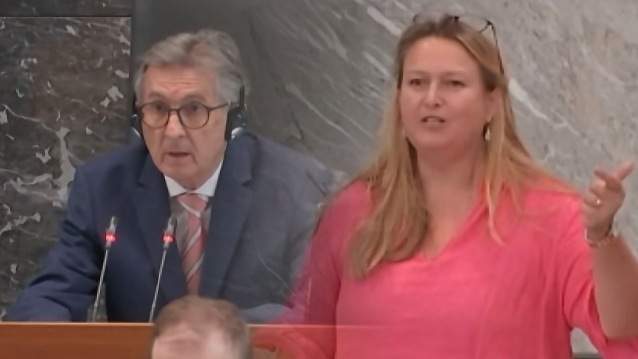Lena Grgurević nad poslance in podpredsednika DZ