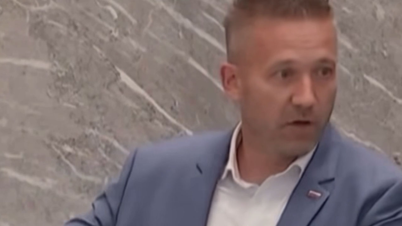 Aleksander Reberšek o ljudeh, ki prejemajo denarno socialno pomoč, vendar so zmožni za delo