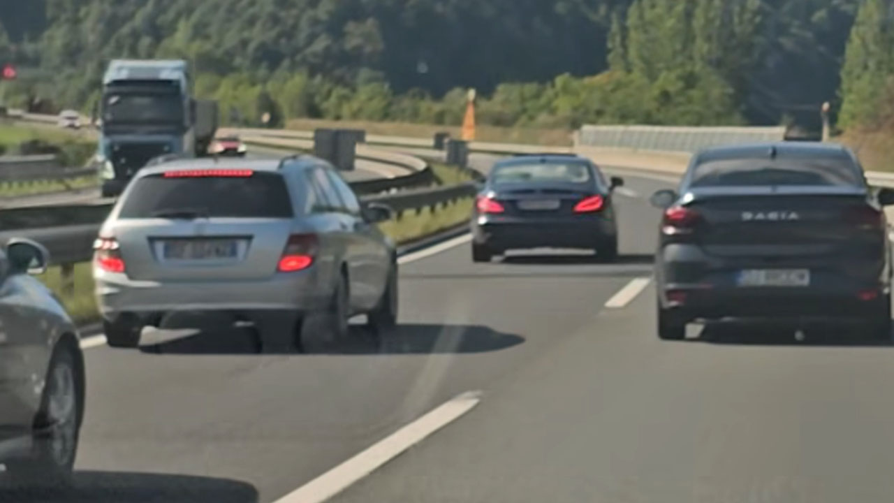 Voznik ogrožal udeležence prometa, za njim se je odvil policijski lov