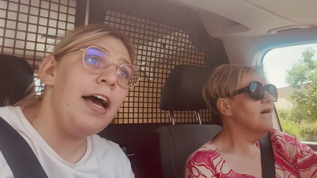 Valerija Pukšič iz MasterChef Slovenija pela z mamo Valentino