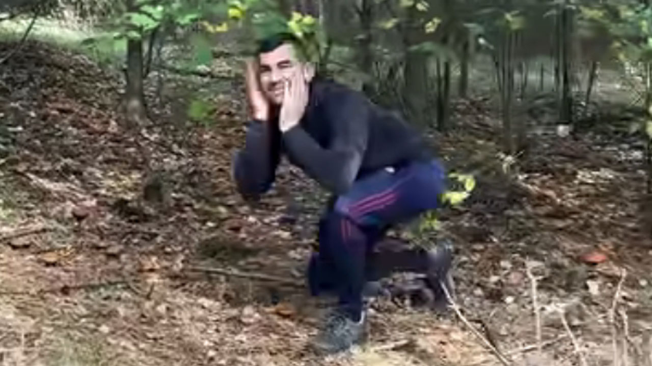Poljski gobar našel na desetine lupljivk na enem mestu