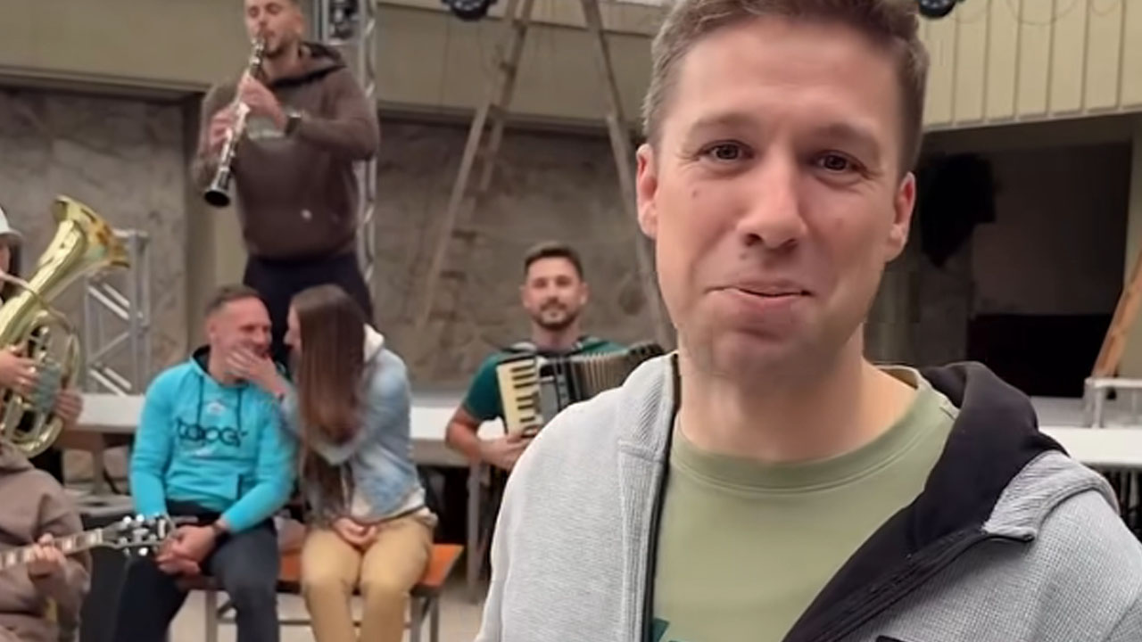 Sašo Avsenik in člani Ansambla Saša Avsenika v Argentini